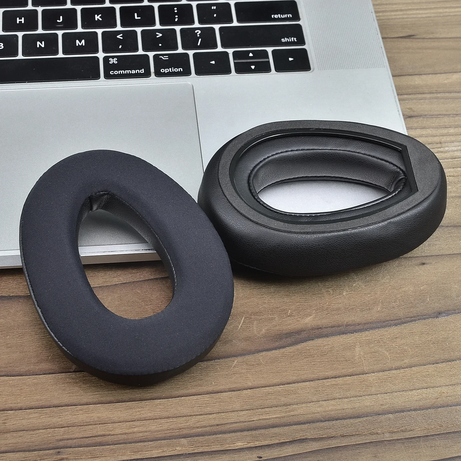 交換用冷却ジェルイヤーパッドカバークッションゼンハイザー P - Sennheiser Headphone Momentum 4 のレビューと価格